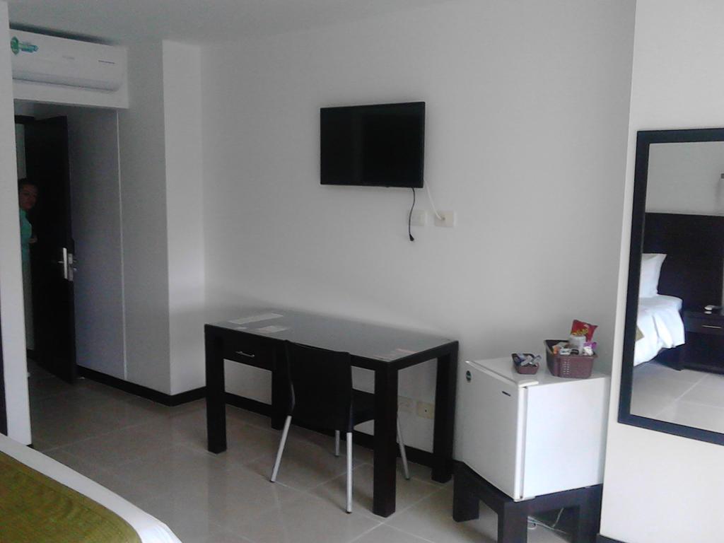 Hotel Pinares Plaza Pereira Exterior foto